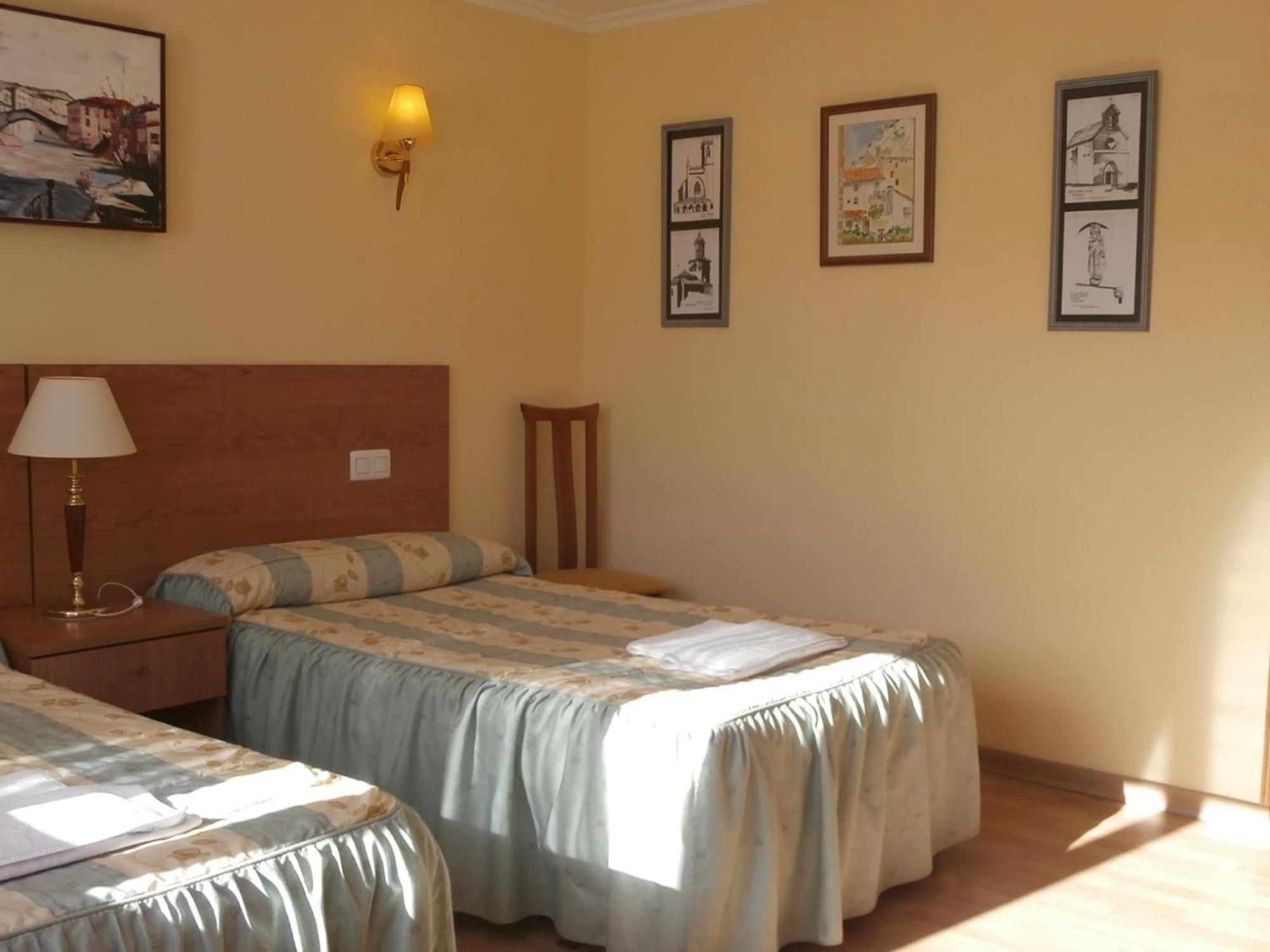 Hostal El Volante Estella Extérieur photo