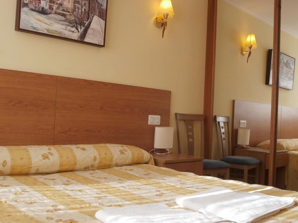 Hostal El Volante Estella Extérieur photo